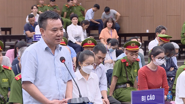 Vụ ‘chuyến bay giải cứu’: Cựu thiếu tướng nói ‘là thằng tù cũng phải có nhân cách’ - Ảnh 2.