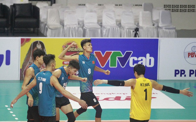 Thắng ngược Philippines, bóng chuyền nam Việt Nam xếp hạng 3 chặng 1 SEA V.League 2023 - Ảnh 3.