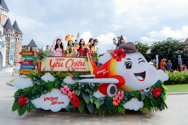 ﻿Lễ hội mùa hè rực rỡ tại Nha Trang cùng Vietjet và máy bay Amy - Ảnh 6.