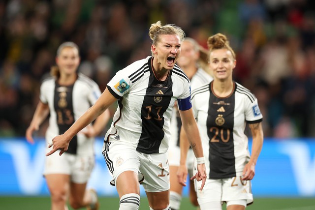 Kết quả World Cup nữ 2023: Alexandra Popp lập cú đúp, đội Đức khởi đầu hoàn hảo - Ảnh 1.