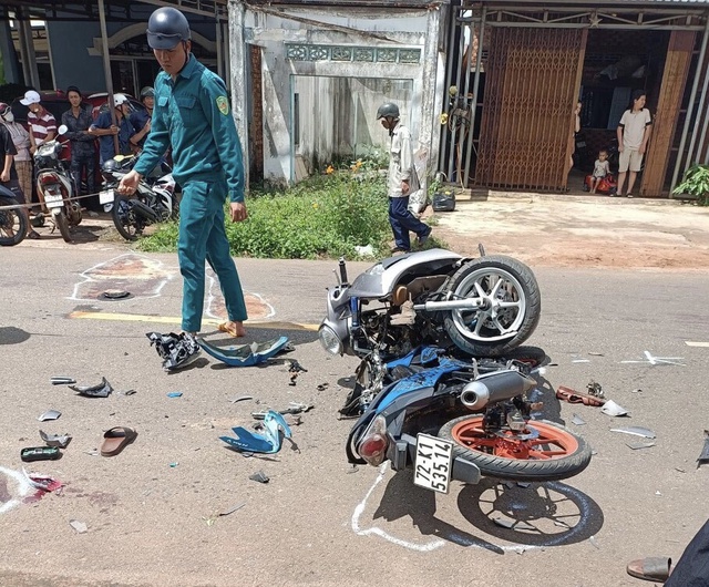 2 xe máy va chạm ở Bà Rịa-Vũng Tàu, 2 người tử vong - Ảnh 2.