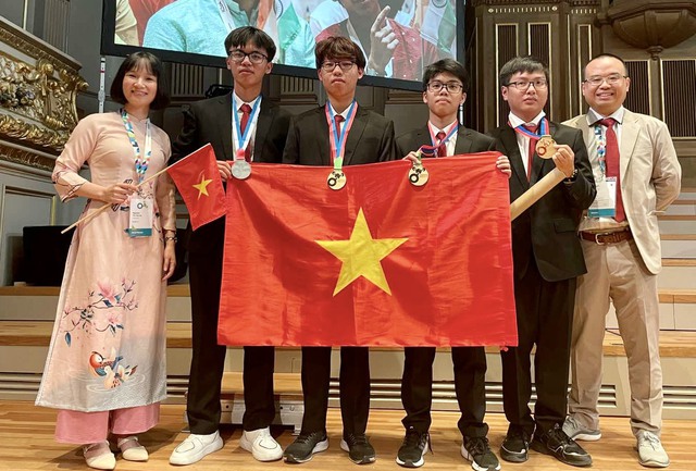 Học sinh Việt Nam giành 3 huy chương vàng Olympic hóa học quốc tế  - Ảnh 1.