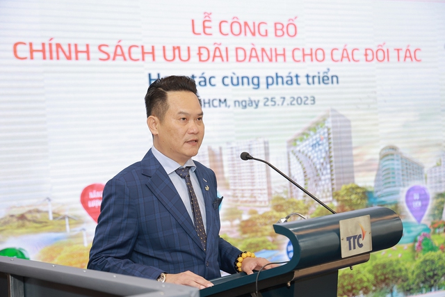 Ông Đặng Hồng Anh - Chủ tịch Hội Doanh nhân trẻ Việt Nam, Phó Chủ tịch Tập đoàn TTC khẳng định, TTC sẽ triển khai nhiều hơn nữa các chương trình ưu đãi dành cho các doanh nghiệp đối tác