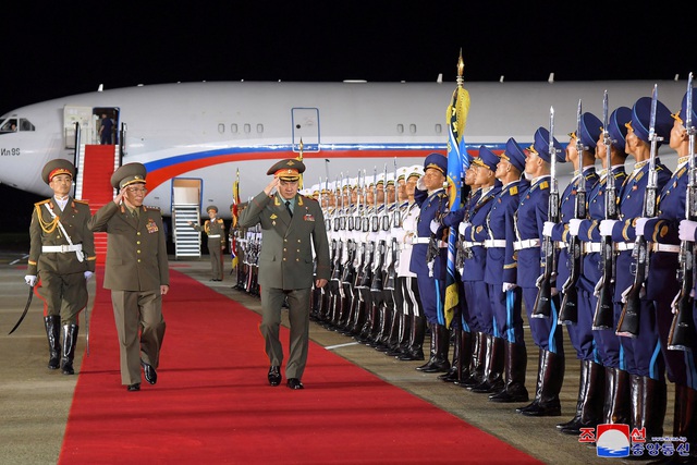 Bộ trưởng Quốc phòng Nga đến Triều Tiên - Ảnh 1.