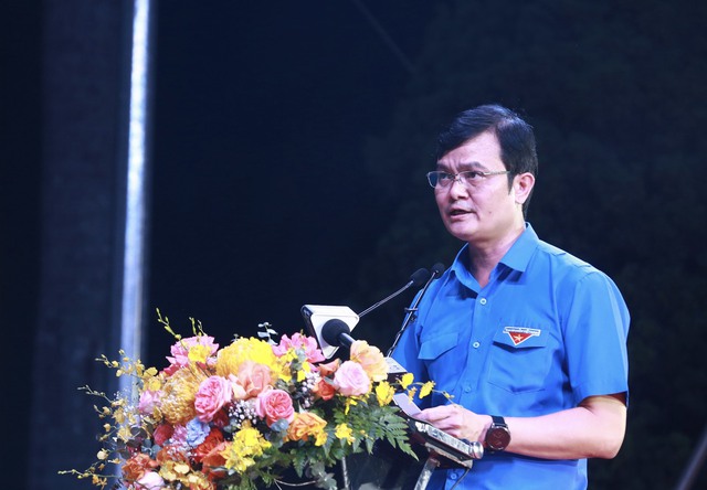 Đại tướng Phan Văn Giang: 'Lễ thắp nến tri ân có ý nghĩa nhân văn sâu sắc' - Ảnh 4.