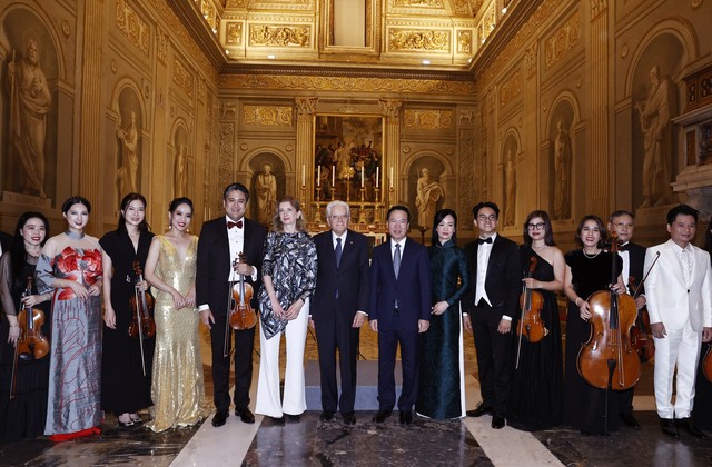 Chủ tịch nước, Tổng thống Ý dự chương trình hòa nhạc kỷ niệm 50 năm quan hệ-ngoại-giao - Ảnh 2.