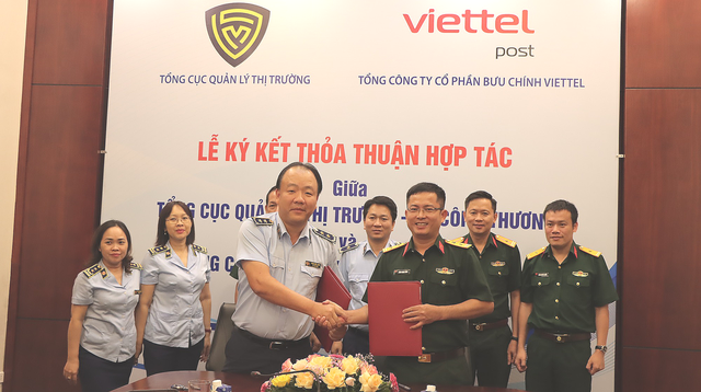 Tổng cục Quản lý thị trường 'bắt tay' Viettel Post chặn hàng cấm qua đường bưu chính - Ảnh 1.