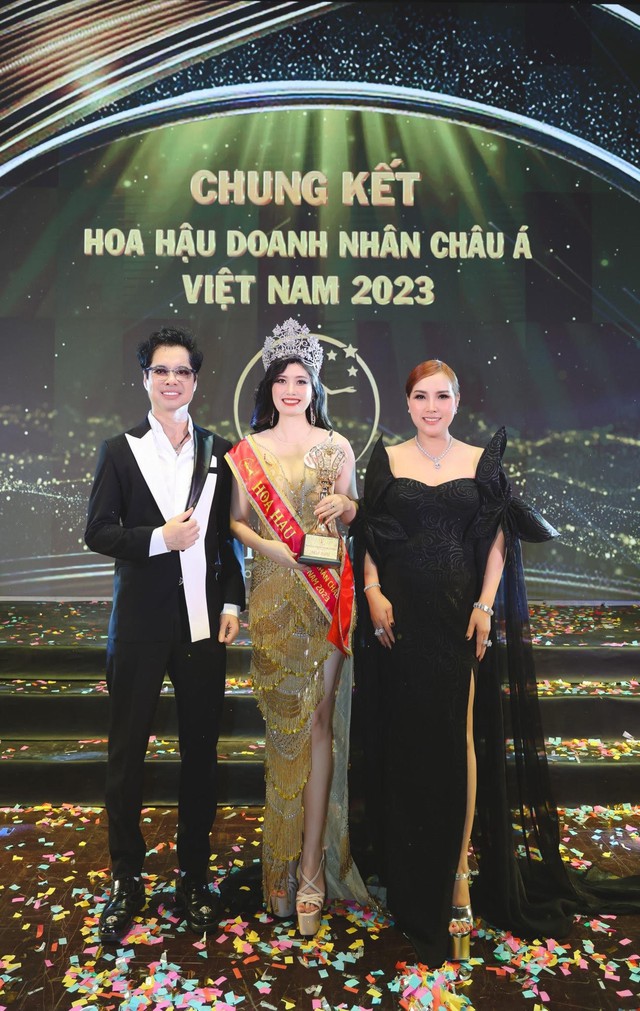 Người đẹp Lê Thị Thơ đăng quang Hoa hậu doanh nhân châu Á Việt Nam 2023 - Ảnh 3. Người đẹp Lê Thị Thơ đăng quang Hoa hậu doanh nhân châu Á Việt Nam 2023 - Ảnh 3.