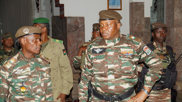 Tướng Abdourahamane Tiani lên lãnh đạo Niger sau  đảo chính, Mỹ cảnh báo - Ảnh 1.