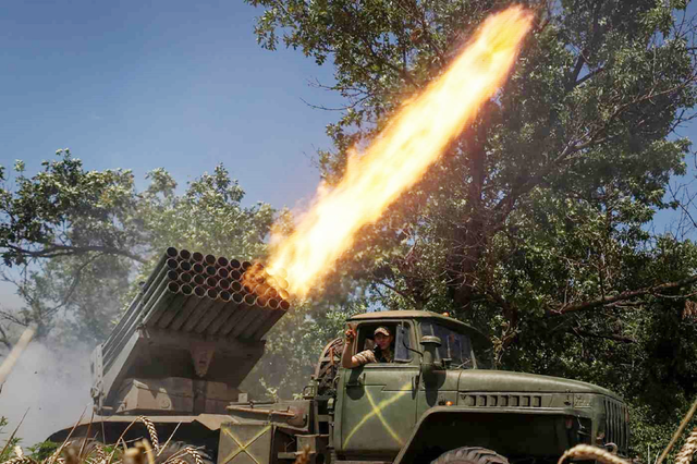 Ukraine mở rộng tầm tấn công nhằm vào mục tiêu của Nga - Ảnh 2.