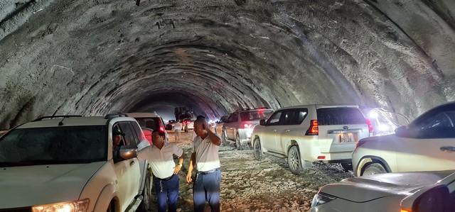 Thông hầm Núi Vung trên tuyến cao tốc Cam Lâm – Vĩnh Hảo - Ảnh 3.