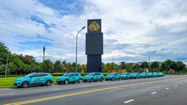 Taxi Xanh SM khai trương dịch vụ tại Phú Quốc - Ảnh 1.