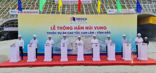 Thông hầm Núi Vung trên tuyến cao tốc Cam Lâm – Vĩnh Hảo - Ảnh 1.