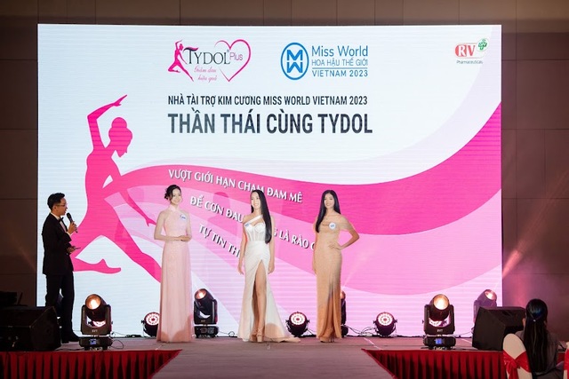 Thí sinh Miss World Vietnam trình diễn tại hội nghị khách hàng ‘Thần thái cùng Tydol’ - Ảnh 5.
