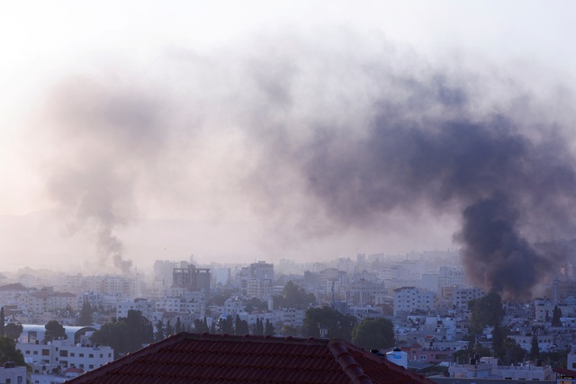 Israel tuyên bố tấn công 'sở chỉ huy của Lữ đoàn Jenin’ ở Bờ Tây  - Ảnh 1.