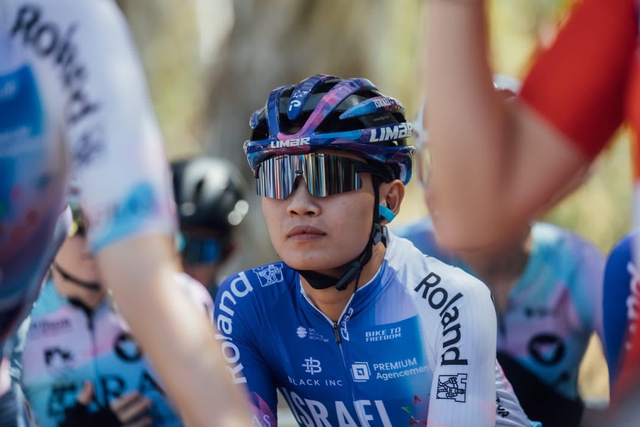 Thêm 5 tay đua bỏ cuộc, Nguyễn Thị Thật vẫn đứng vững ở Giro d’Italia Donne 2023 - Ảnh 1.