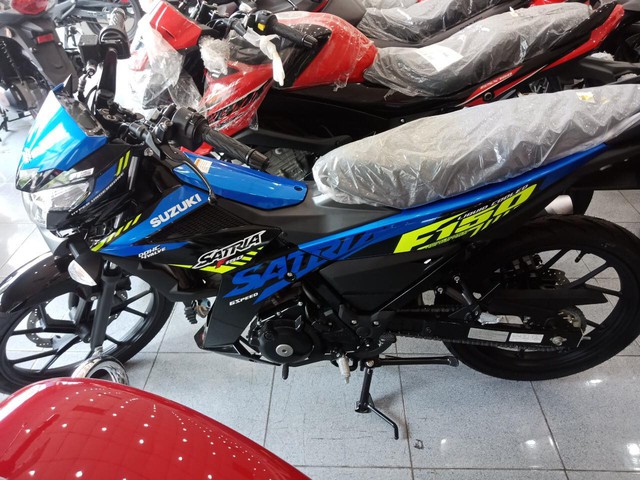 Suzuki dừng bán nhiều dòng xe máy tại Việt Nam, tập trung sang ô tô - Ảnh 2. Suzuki dừng bán nhiều dòng xe máy tại Việt Nam, tập trung sang ô tô - Ảnh 2.