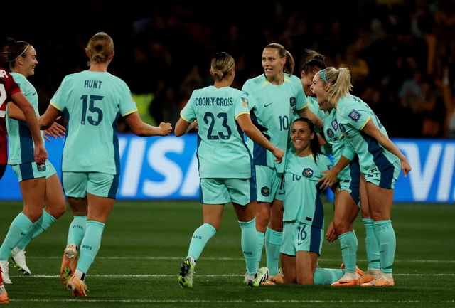 Kết quả World Cup nữ 2023: Thắng thuyết phục Canada, Úc lách qua khe cửa hẹp  - Ảnh 1.