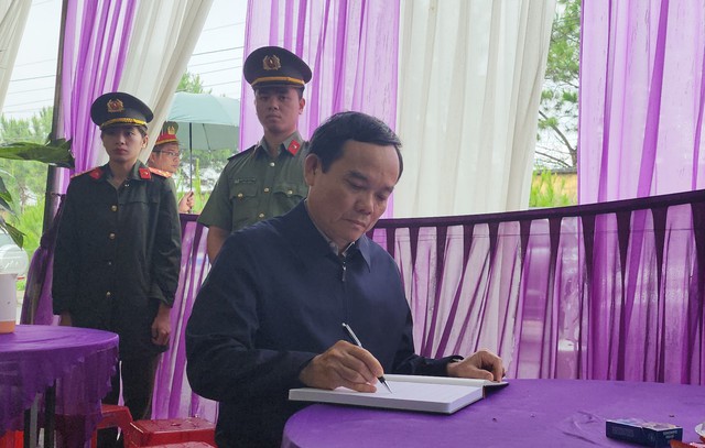 Phó thủ tướng Trần Lưu Quang: Không để trường hợp sạt lở tương tự xảy ra - Ảnh 6.