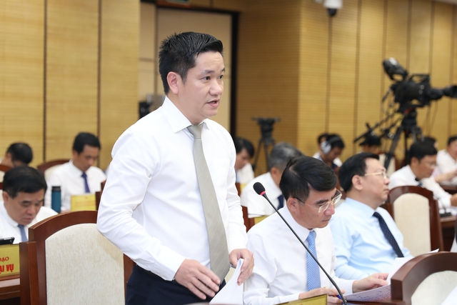 Giám đốc TN-MT Hà Nội nhận trách nhiệm vì chỉ số tiếp cận đất đai ‘đội sổ’ - Ảnh 2.