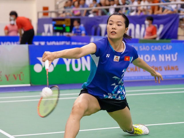 Nguyễn Thùy Linh đánh bại tay vợt hạng 13 thế giới - Ảnh 2.