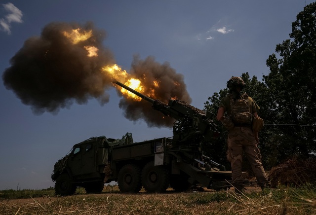 Chiến sự ngày 498: Nga dồn lực đối phó Ukraine, mất 2.000 xe tăng? - Ảnh 1.