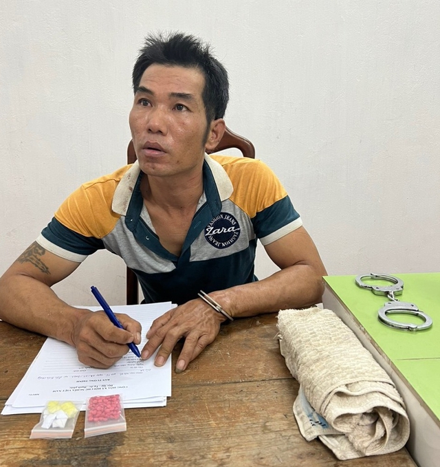 Quảng Ninh: Khởi tố đối tượng tàng trữ ma túy tại thành phố vùng biên  - Ảnh 2.