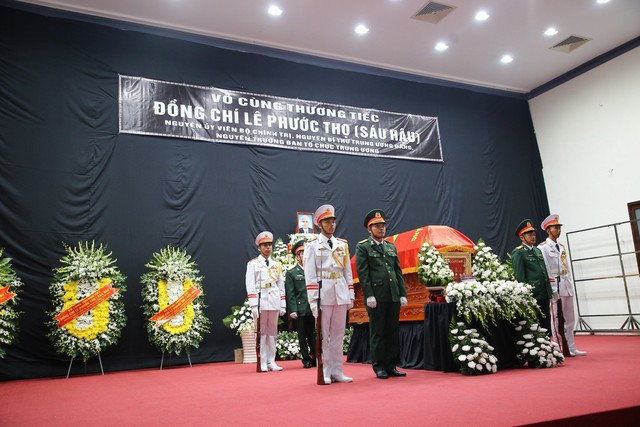 Lãnh đạo Đảng, Nhà nước viếng nguyên Trưởng ban tổ chức Trung ương Lê Phước Thọ - Ảnh 2.