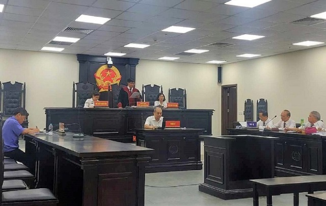 Cựu luật sư bị tuyên án tù vì 'nói xấu, xúc phạm' người khác - Ảnh 1. Cựu luật sư bị tuyên án tù vì 'nói xấu, xúc phạm' người khác - Ảnh 1.