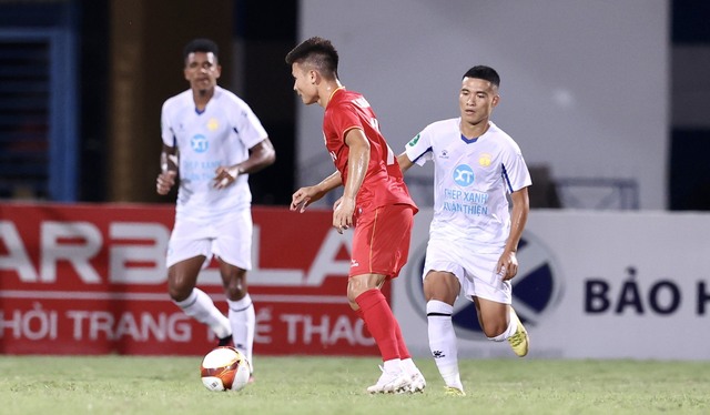 Filip Nguyễn thất bại, thủ môn dự bị thành người hùng đưa Nam Định vào tứ kết Cúp quốc gia - Ảnh 8.
