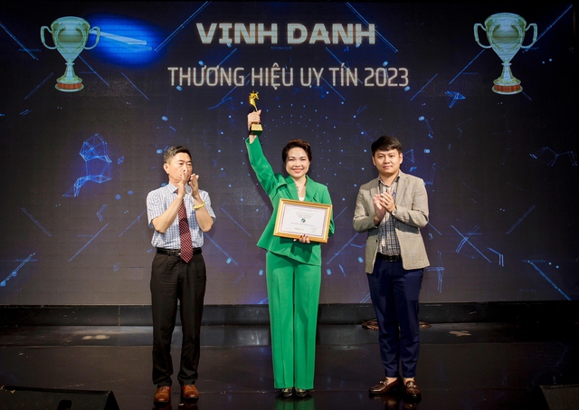 Tập đoàn Themphaco nhận giải thưởng Thương hiệu uy tín năm 2023 - Ảnh 1.