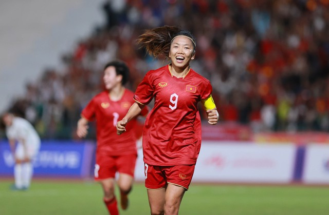 Chờ bàn thắng lịch sử ở World Cup của đội tuyển nữ Việt Nam - Ảnh 3.