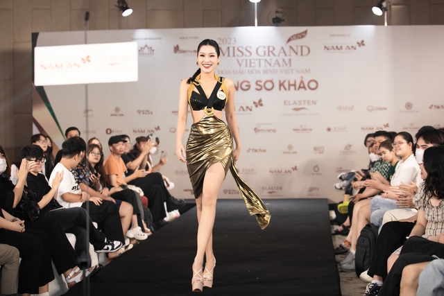 Ca sĩ Thủy Bùi gây chú ý khi thi Miss Grand Vietnam - Ảnh 2.