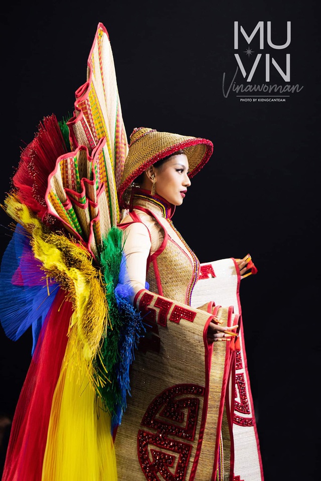 Ngắm những bộ trang phục dân tộc do Nguyễn Minh Công làm mentor thắng giải quốc tế - Ảnh 14.