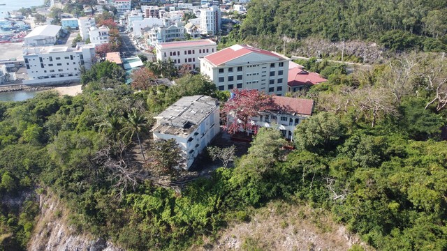 Khánh Hòa thu hồi đất 5 căn biệt thự trên lầu Bảo Đại - Ảnh 1.