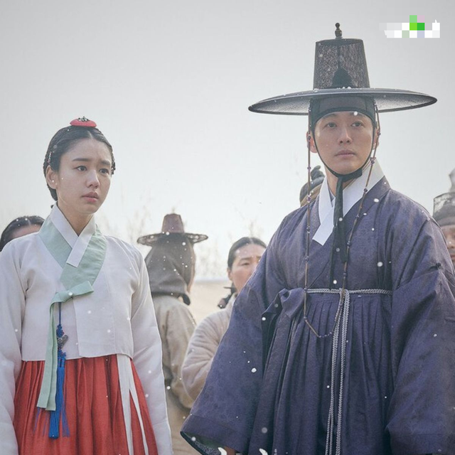 'Nam thần phản diện' Nam Goong Min trở lại làng giải trí sau đám cưới bạc tỉ - Ảnh 2.