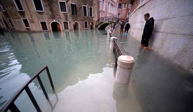 UNESCO đề nghị đưa Venice vào danh sách di sản đang nguy cấp - Ảnh 1.