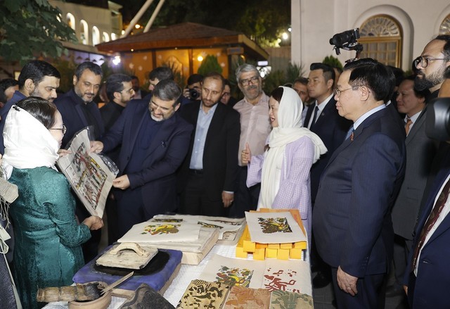 Chủ tịch Quốc hội khai mạc Tuần lễ văn hóa Việt Nam tại Iran - Ảnh 2.