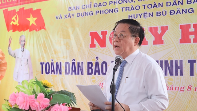 Trưởng ban Tuyên giáo Trung ương dự Ngày hội toàn dân bảo vệ ANTQ tại Bình Phước - Ảnh 4.
