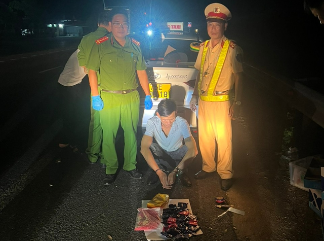 Chặn đứng 6.000 viên ma túy từ Quảng Trị trên đường vào Thừa Thuên Huế - Ảnh 1.