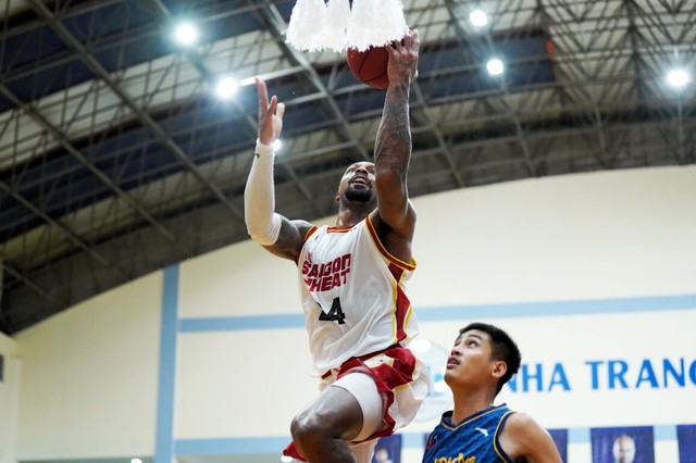 Xuất hiện kỷ lục ghi điểm ở giải bóng rổ chuyên nghiệp Việt Nam VBA  - Ảnh 1.
