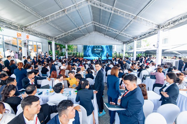 Hàng trăm khách hàng chọn mua căn hộ The Maison tại lễ mở bán đợt 2 - Ảnh 1. Hàng trăm khách hàng chọn mua căn hộ TheơnkháchhàngthamdựlễmởbánTheMaisonđợ<strong>keonhacai 5</strong> Maison tại lễ mở bán đợt 2 - Ảnh 1.
