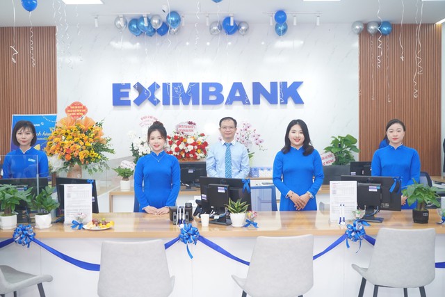 Eximbank khai trương chi nhánh Bắc Giang - Ảnh 2.