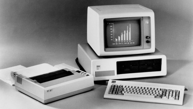 Chiếc PC tiêu dùng đầu tiên thế giới tròn 42 tuổi - Ảnh 2.