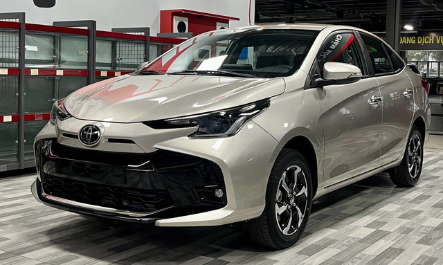 Sedan hạng B dưới 600 triệu: Hyundai Accent bán chạy nhất, Toyota Vios 'lao dốc' không phanh - Ảnh 3.