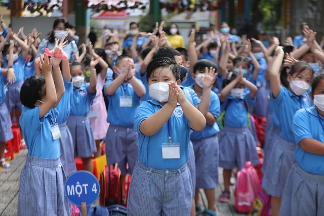 Trường tiểu học TP.HCM công bố ngày lớp 1 tựu trường - Ảnh 4.