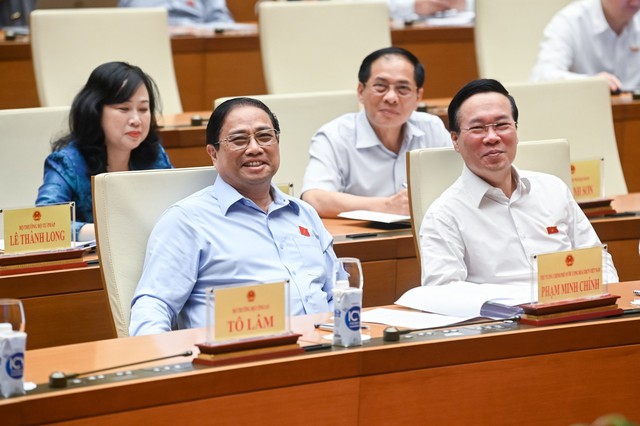 Bộ trưởng Lê Minh Hoan đề nghị 'hết sức bình tĩnh' khi giá lúa gạo tăng - Ảnh 2.
