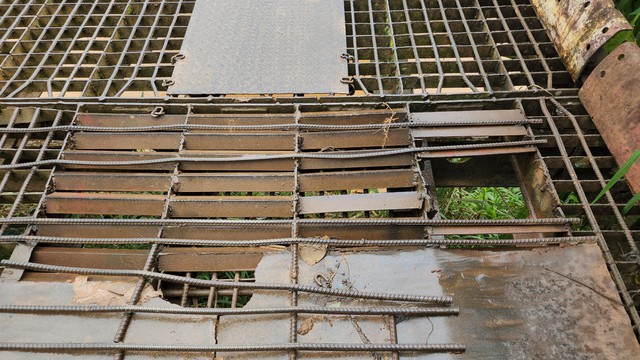 Lâm Đồng: Đề xuất xây mới cầu sắt xuống cấp tiềm ẩn hiểm họa mùa mưa lũ - Ảnh 1.