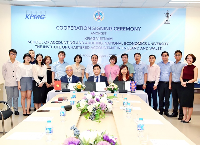 ICAEW - KPMG - NEU hợp tác tạo cơ hội phát triển nghề nghiệp cho sinh viên - Ảnh 1.