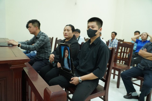 Tòa trả hồ sơ vụ nữ sinh lớp 12 tử vong ở Ninh Thuận  - Ảnh 3.